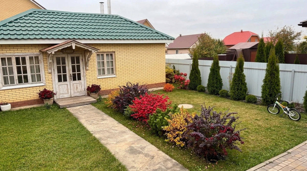 Дизайн участка в стиле Прованс — фото участка от нейросети RoomGPT