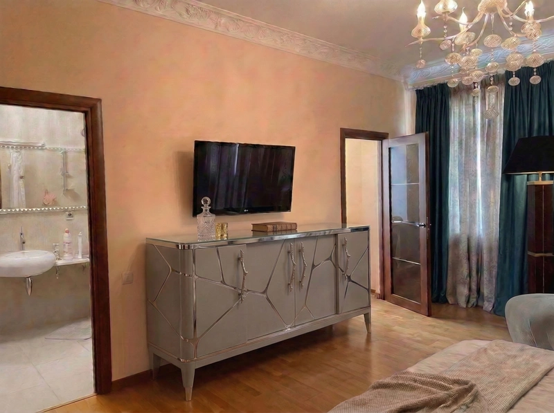 Дизайн спальни в стиле Классика — фото интерьера от нейросети RoomGPT