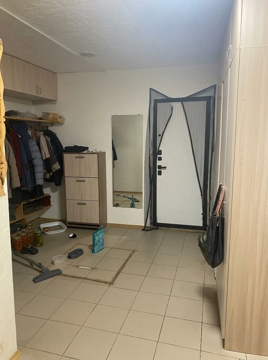 Дизайн прихожей в стиле Без стиля — фото интерьера от нейросети RoomGPT