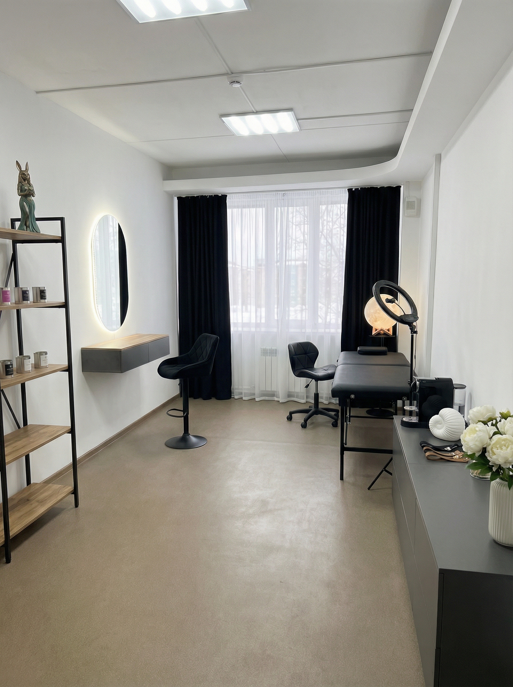 Дизайн гостиной в стиле Минимализм — фото интерьера от нейросети RoomGPT