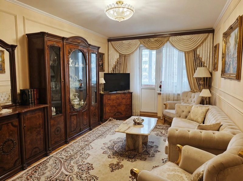 Дизайн интерьера в стиле Классика — Гостиная от нейросети RoomGPT