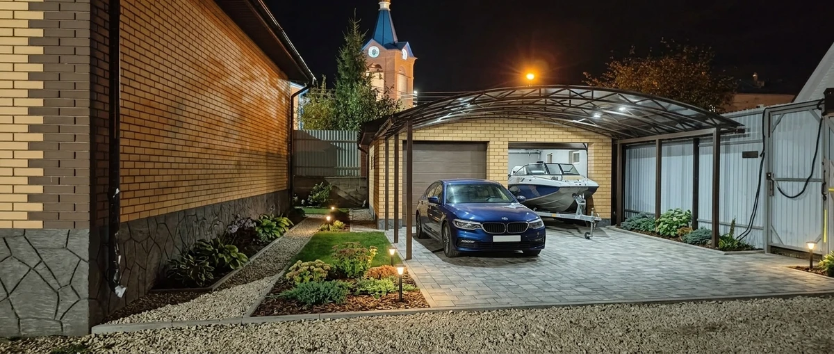Дизайн участка в стиле Без стиля — фото от нейросети RoomGPT