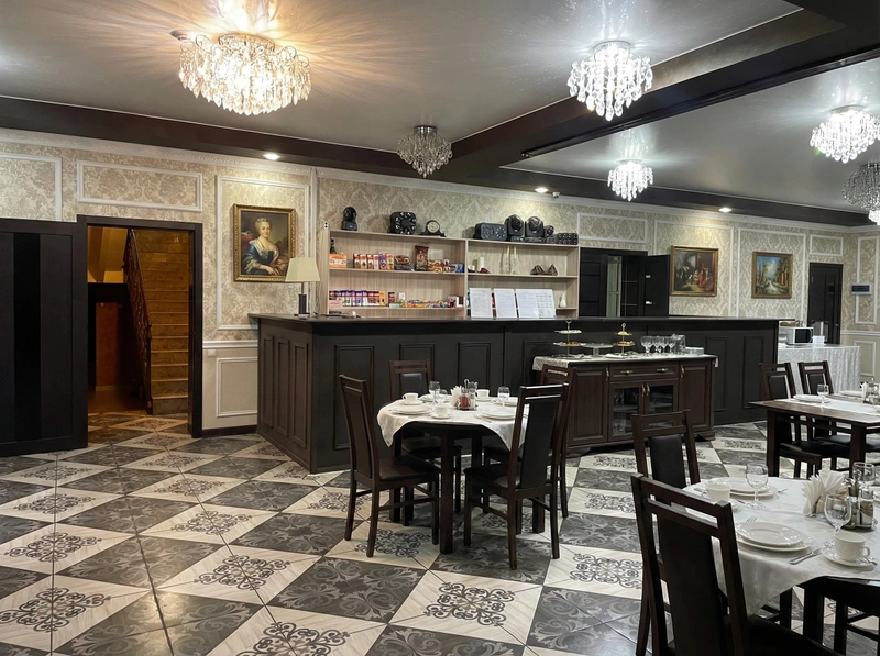 Дизайн интерьера в стиле Классика — Гостиная от нейросети RoomGPT