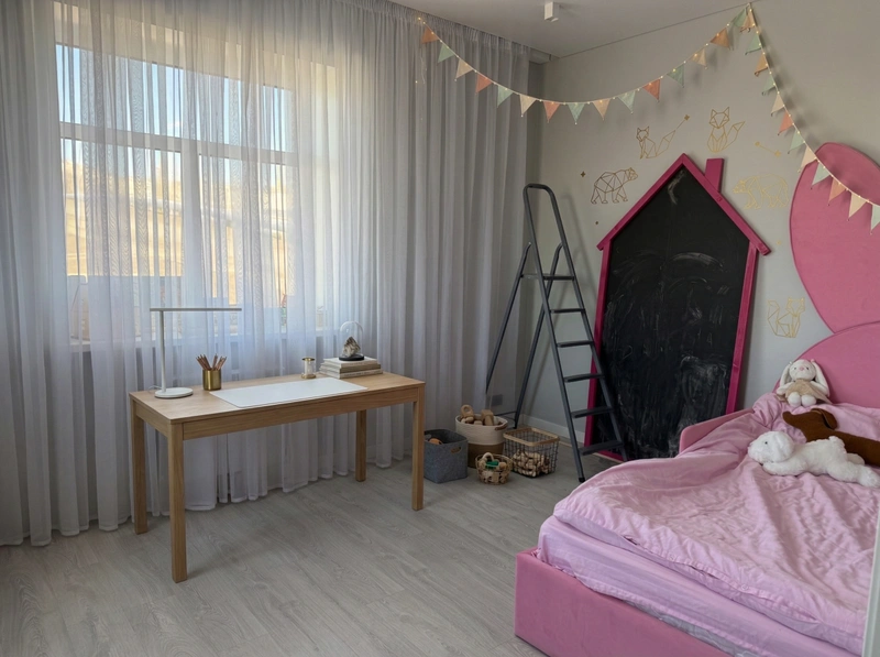 Дизайн детской в стиле Минимализм — фото интерьера от нейросети RoomGPT