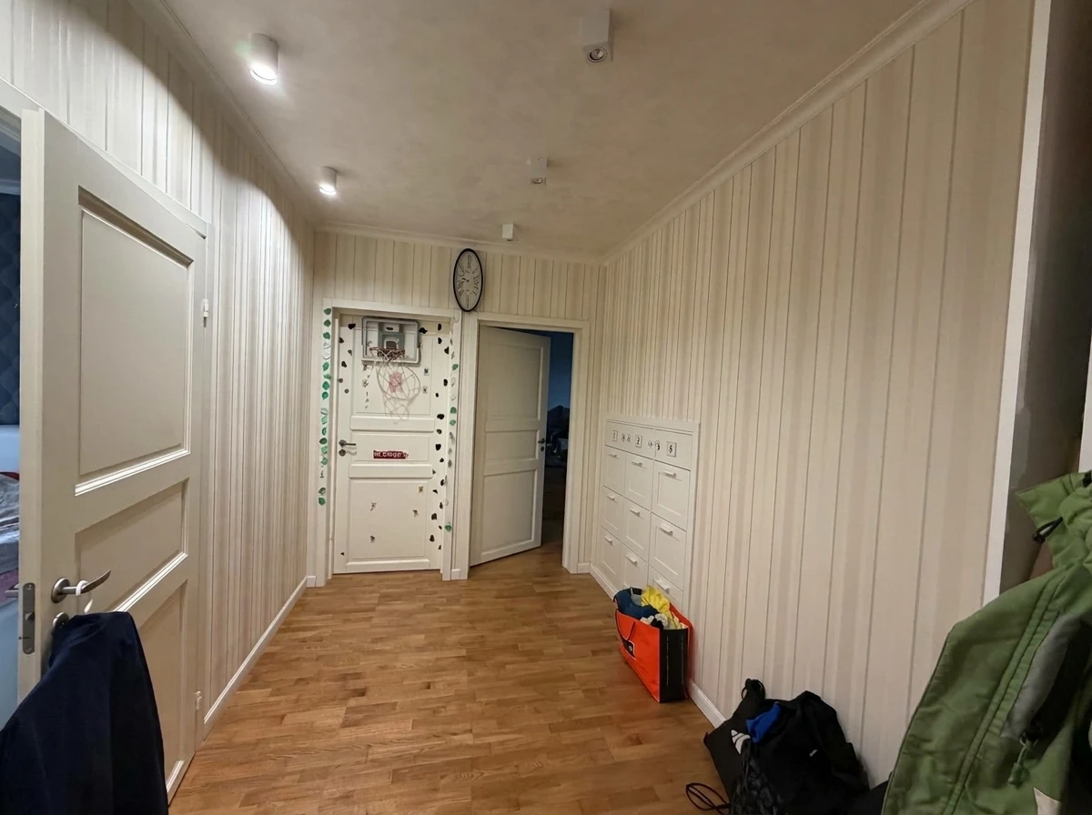 Дизайн прихожей в стиле Без стиля — фото интерьера от нейросети RoomGPT