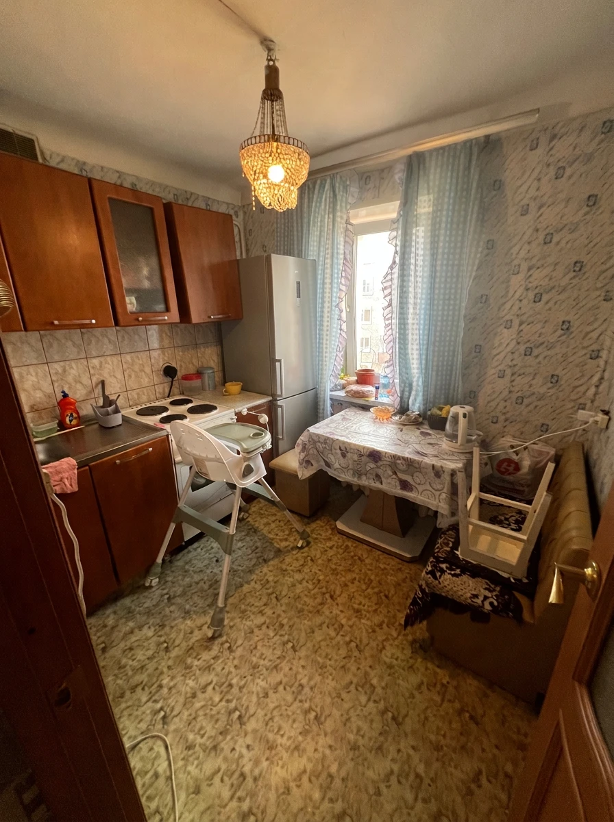 Дизайн кухни в стиле Минимализм — фото интерьера от нейросети RoomGPT