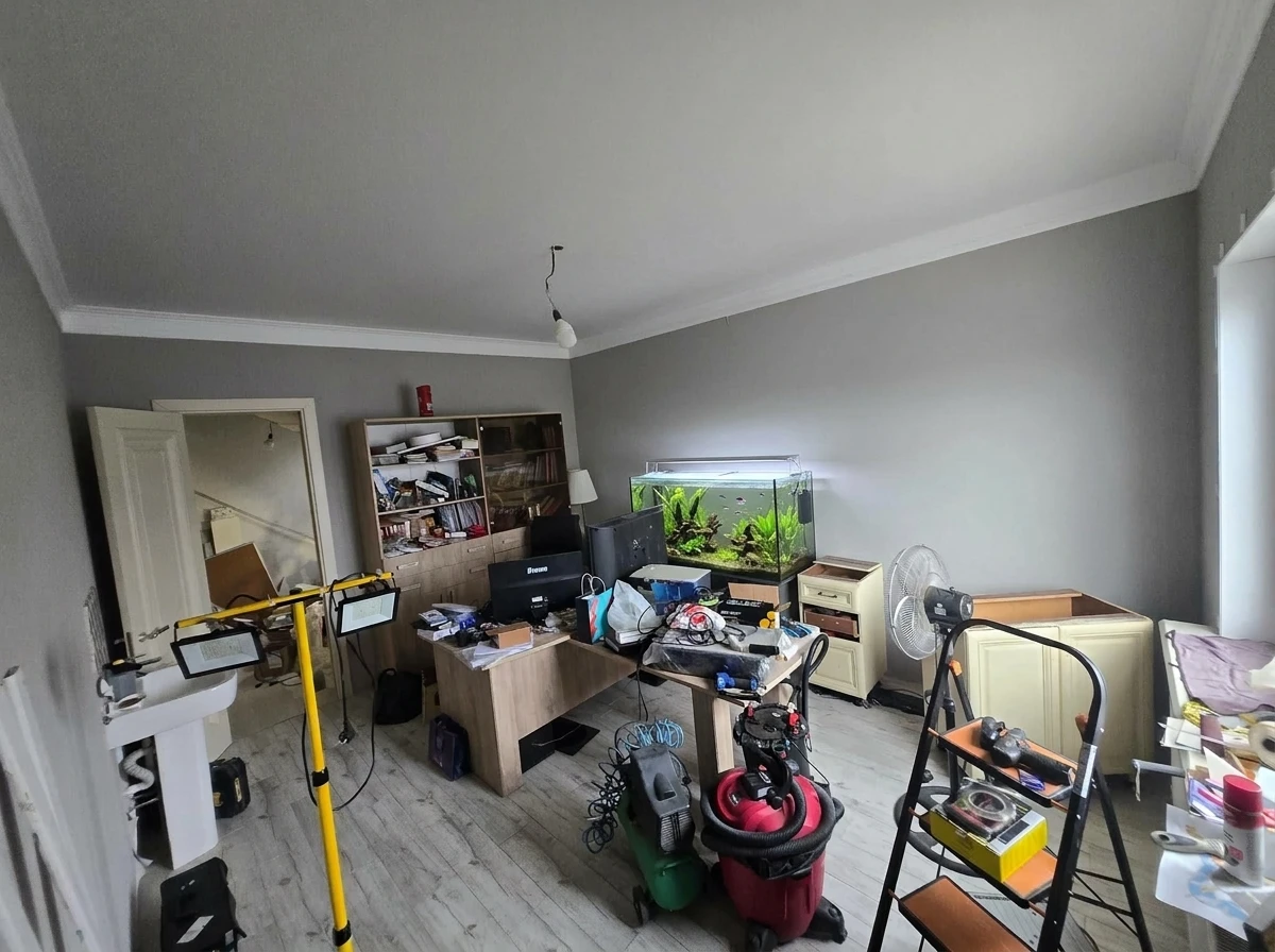 Дизайн кабинета в стиле Без стиля — фото интерьера от нейросети RoomGPT