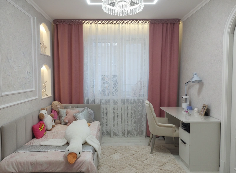 Дизайн детской в стиле Классика — фото интерьера от нейросети RoomGPT