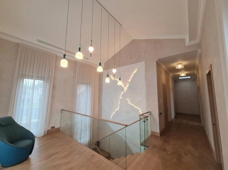 Дизайн гостиной в стиле Классика — фото интерьера от нейросети RoomGPT