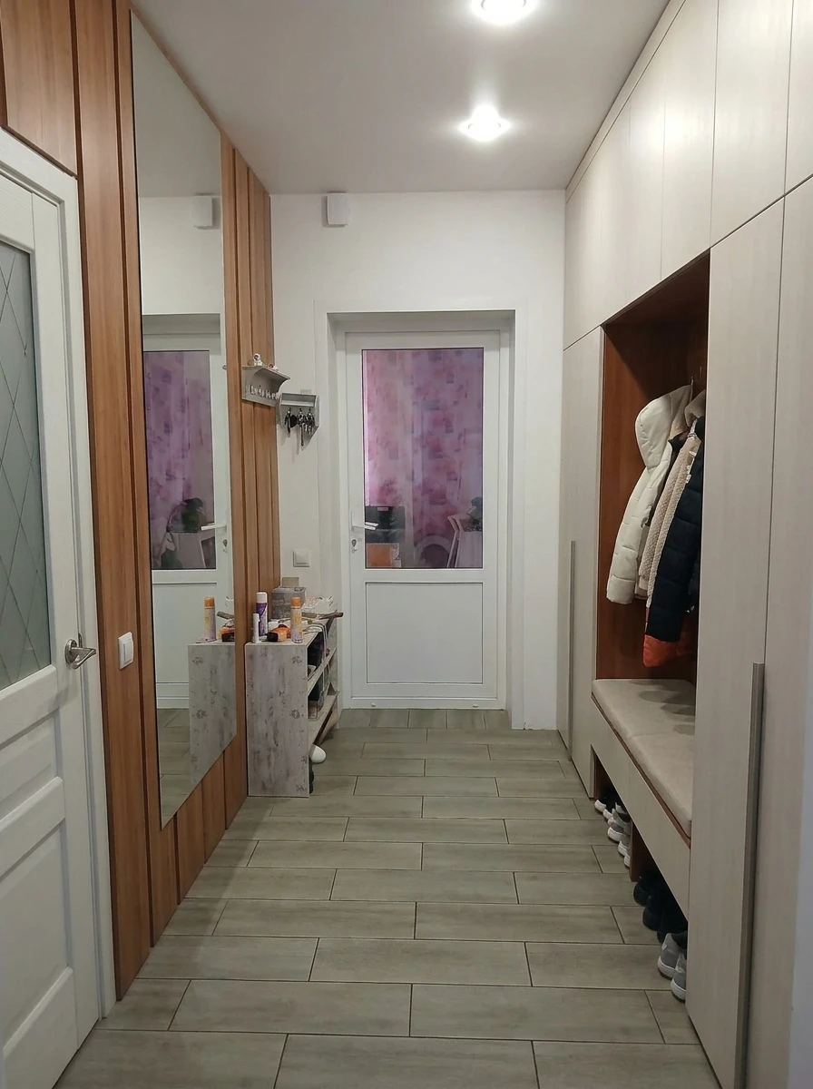 Дизайн прихожей в стиле Без стиля — фото интерьера от нейросети RoomGPT