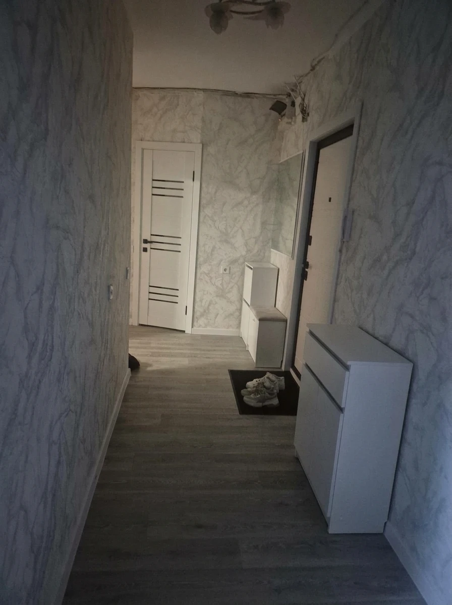 Дизайн прихожей в стиле Без стиля — фото интерьера от нейросети RoomGPT