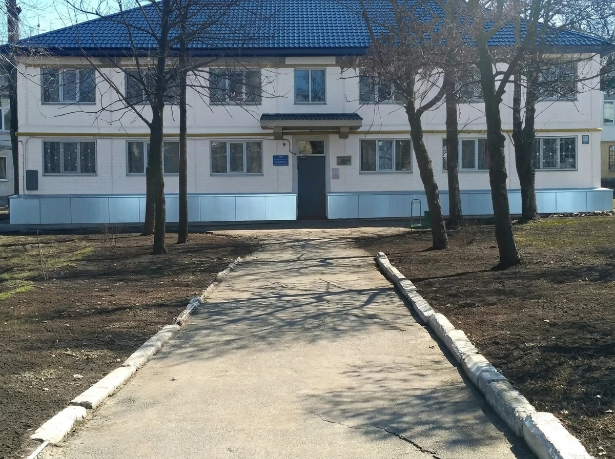 Дизайн фасада в стиле Классика — фото от нейросети RoomGPT