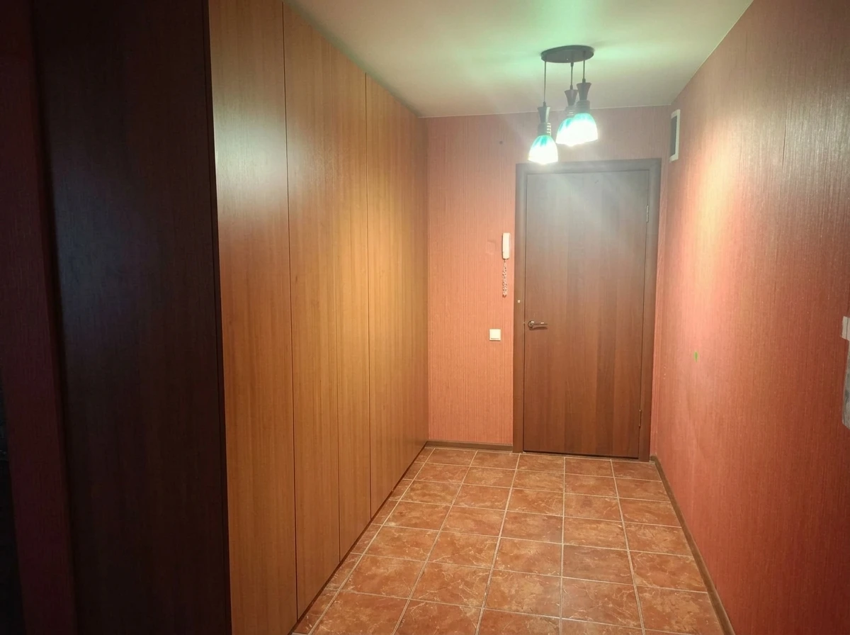 Дизайн прихожей в стиле Без стиля — фото интерьера от нейросети RoomGPT