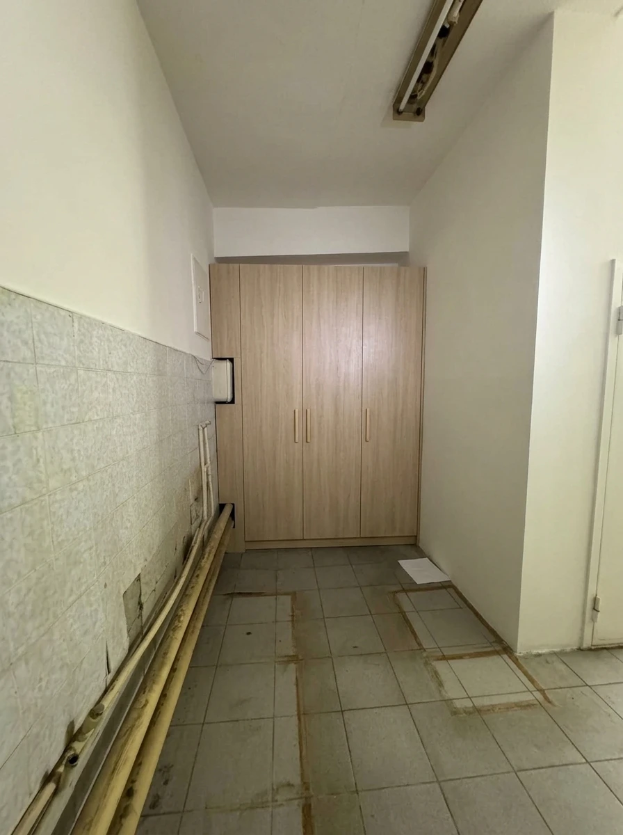 Дизайн кабинета в стиле Без стиля — фото интерьера от нейросети RoomGPT