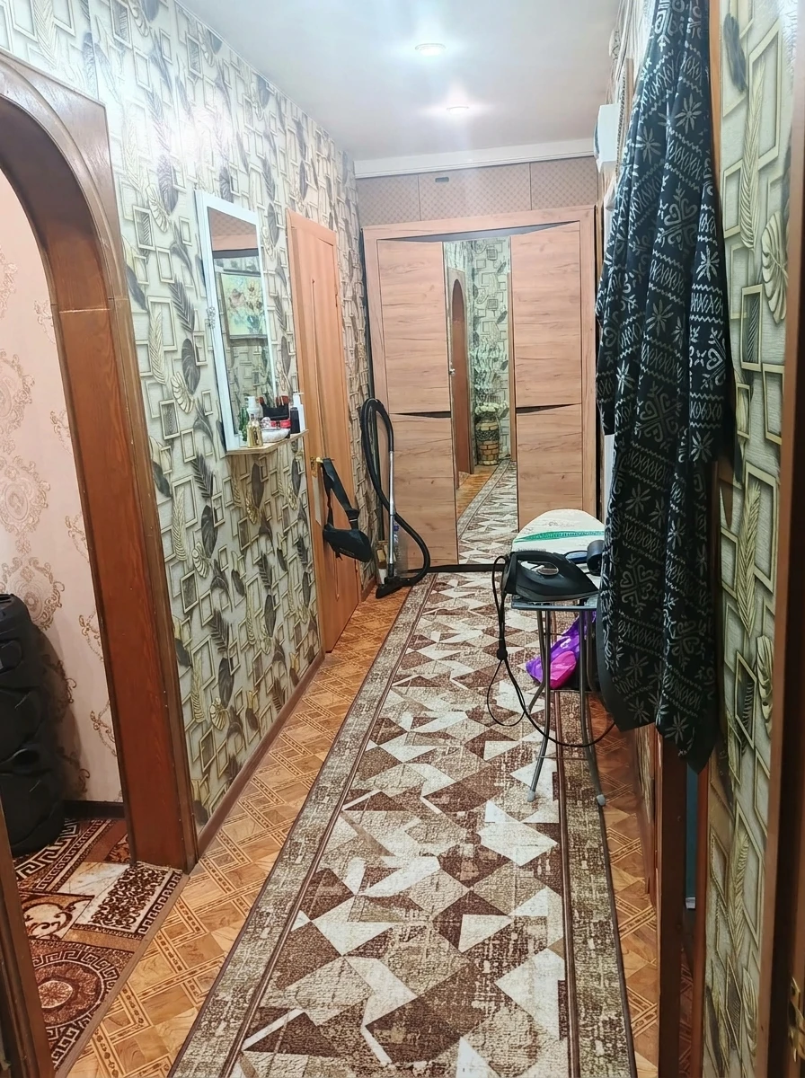 Дизайн прихожей в стиле Без стиля — фото интерьера от нейросети RoomGPT