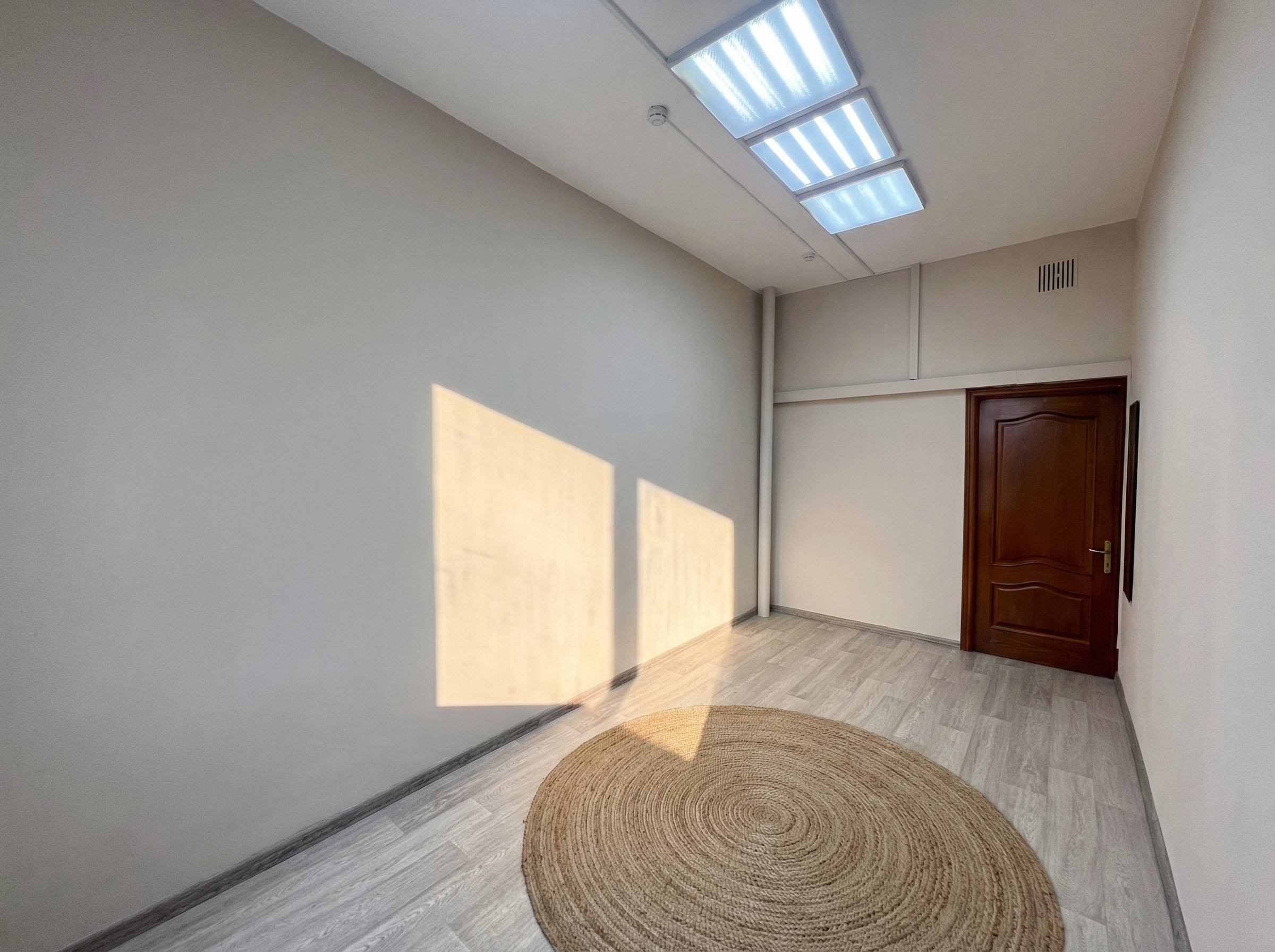 Дизайн гостиной в стиле Минимализм — фото интерьера от нейросети RoomGPT