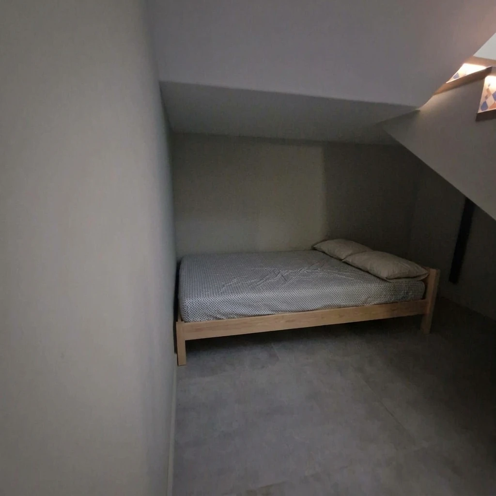 Дизайн детской в стиле Сканди — фото интерьера от нейросети RoomGPT