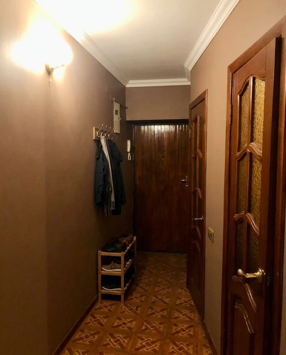 Дизайн прихожей в стиле Без стиля — фото интерьера от нейросети RoomGPT