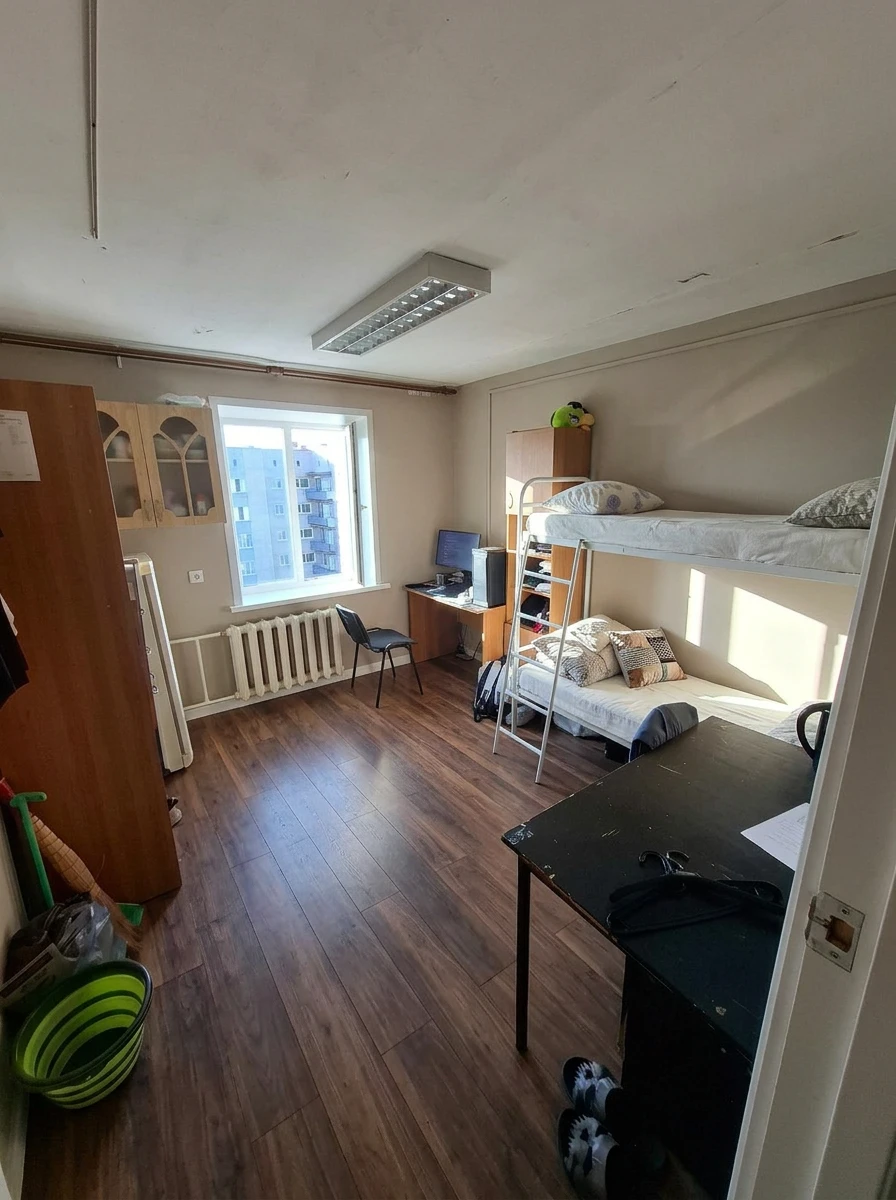 Дизайн гостиной в стиле Без стиля — фото интерьера от нейросети RoomGPT