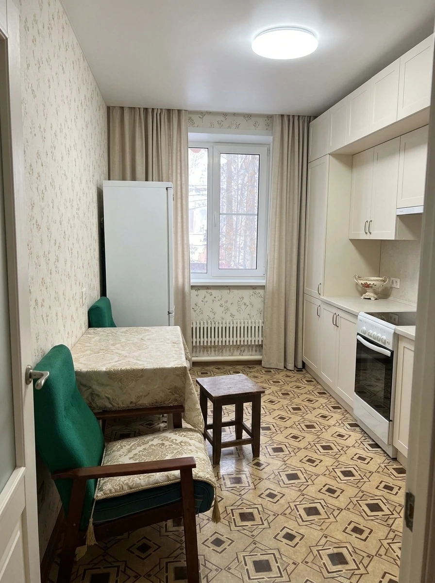Дизайн кухни в стиле Классика — фото интерьера от нейросети RoomGPT