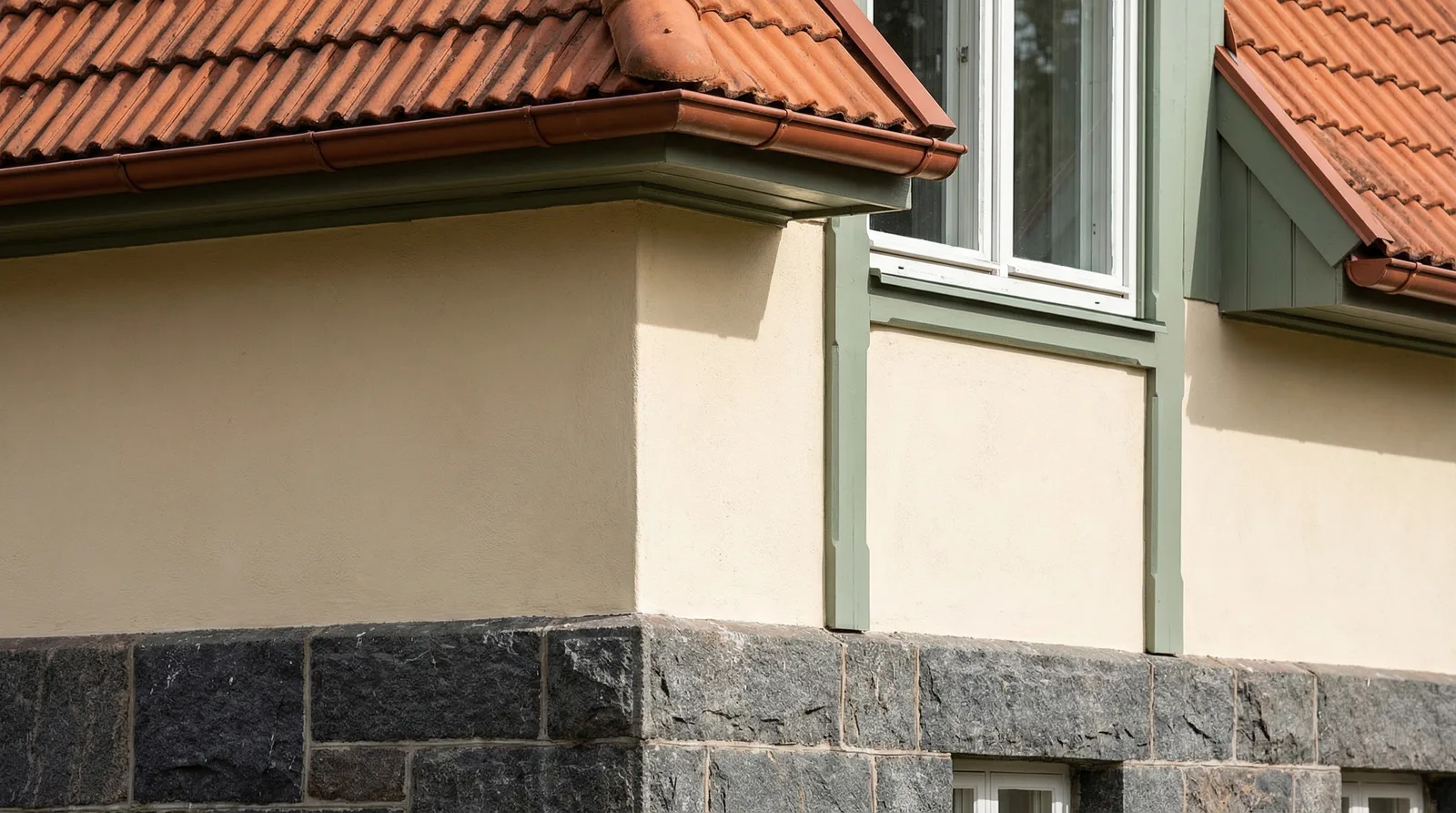 Сочетание с крышей и окнами
